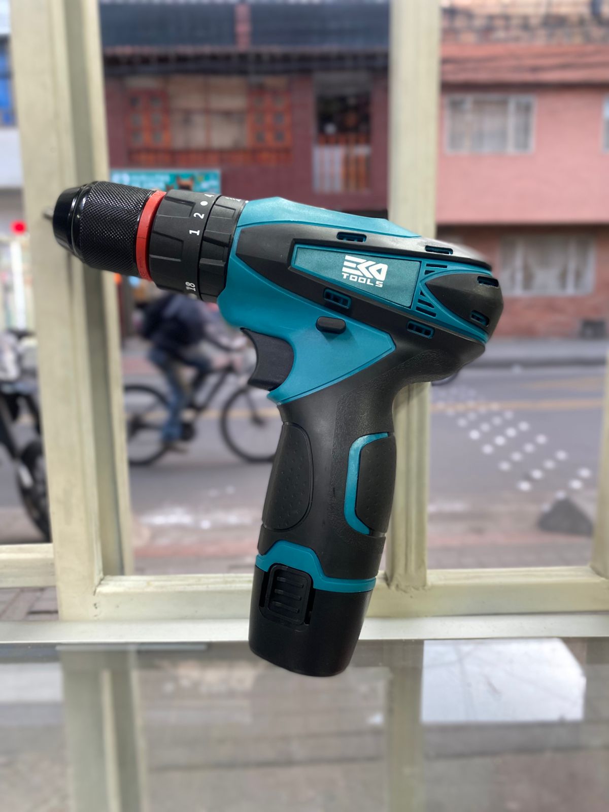 Taladro percutor PROTOOL 🧰